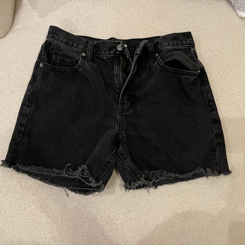 Old Navy | Black Distressed Shorts | Size M